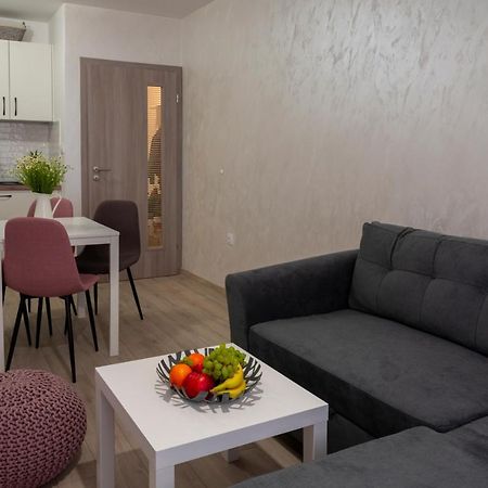 Sos Comfort Burgas Bagian luar foto