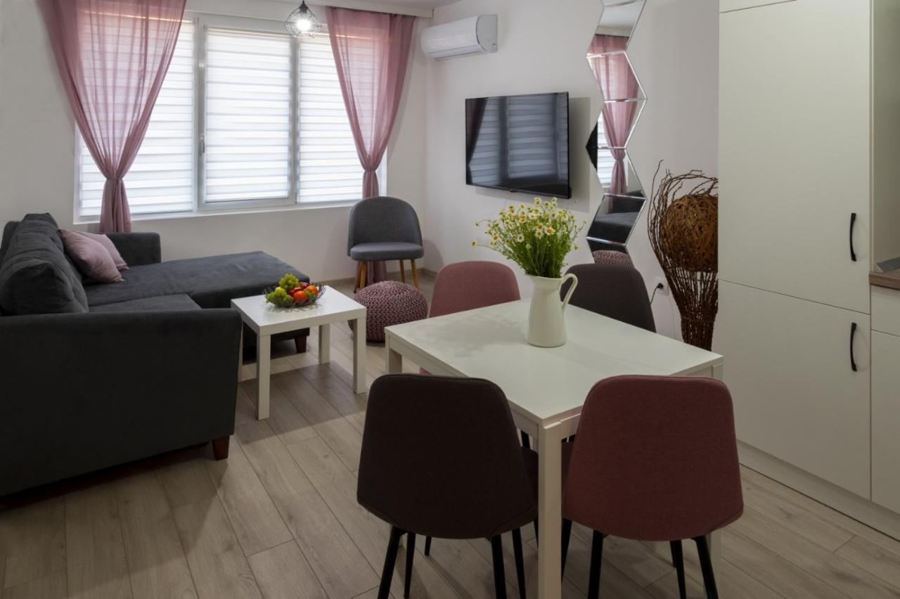 Sos Comfort Burgas Bagian luar foto